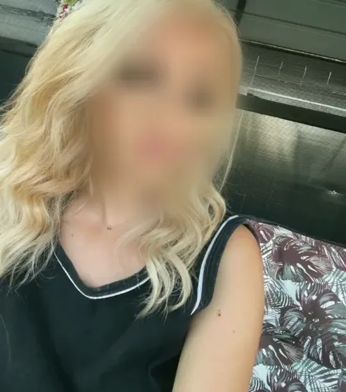 Catriona, 30