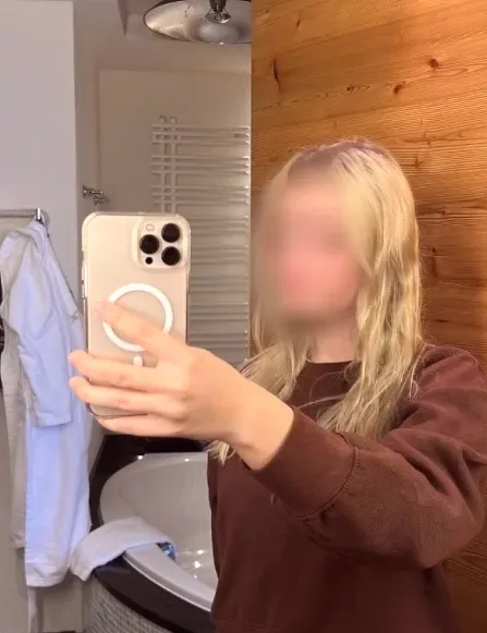 Daisy, 20