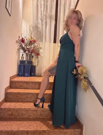 Erin, 39