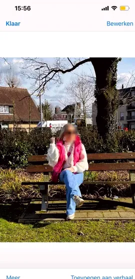 Ffion, 26