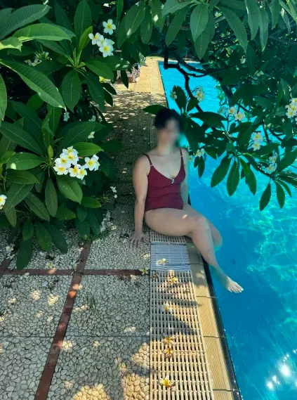 Harleen, 33