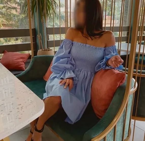 Jessica, 33