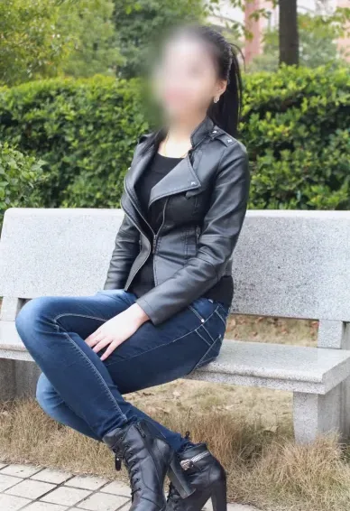 Maya, 31