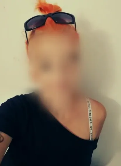 Niamh, 35