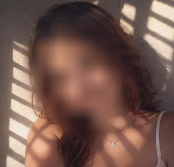 Rosie, 23